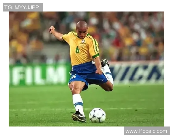 绿茵传奇闪耀,岁月留痕!巴西球迷俱乐部深情回顾罗伯托·卡洛斯黄金年代!