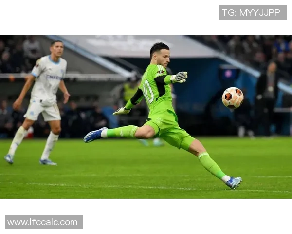 博斯尼奇锐评：奥纳纳与拉姆斯天壤之别的表现，揭示门将的“双重人格”